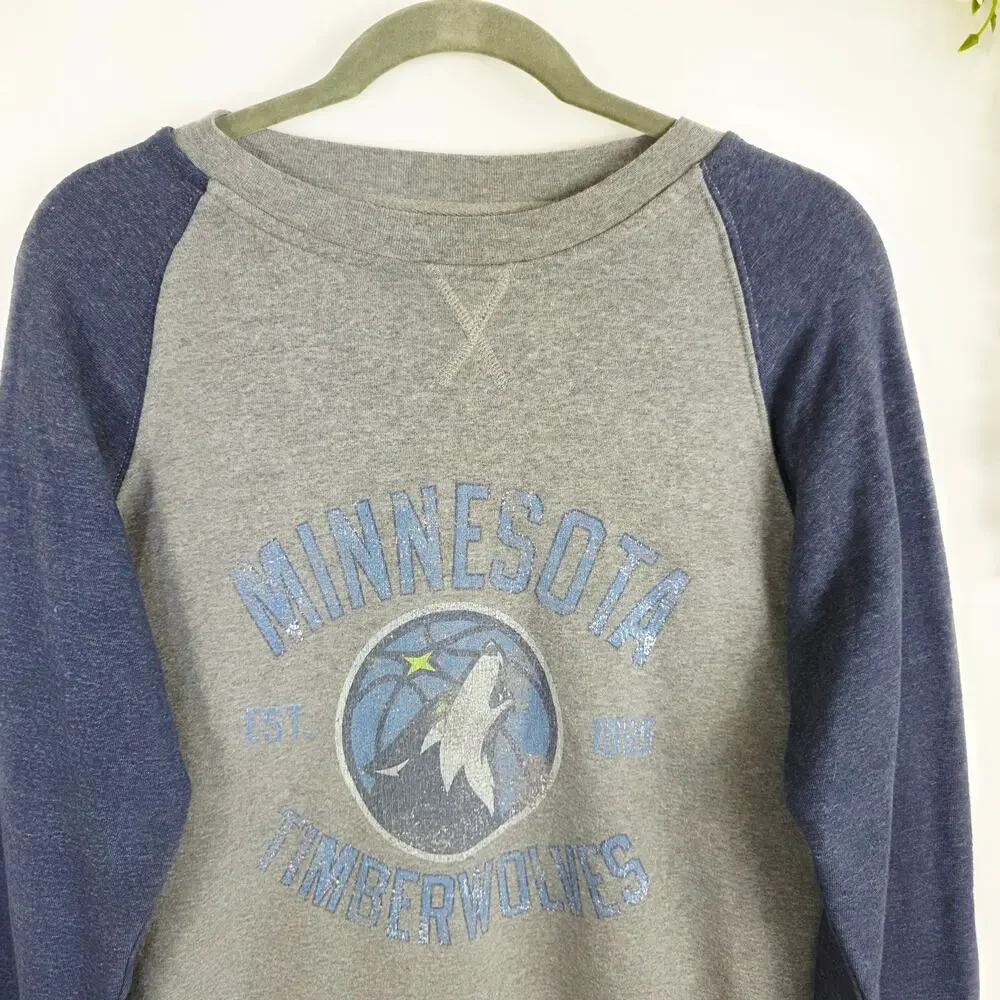 Minnesota Timberwolves Sweatshirt Medium Gray Blue Raglan NBA Athleisure Unisex